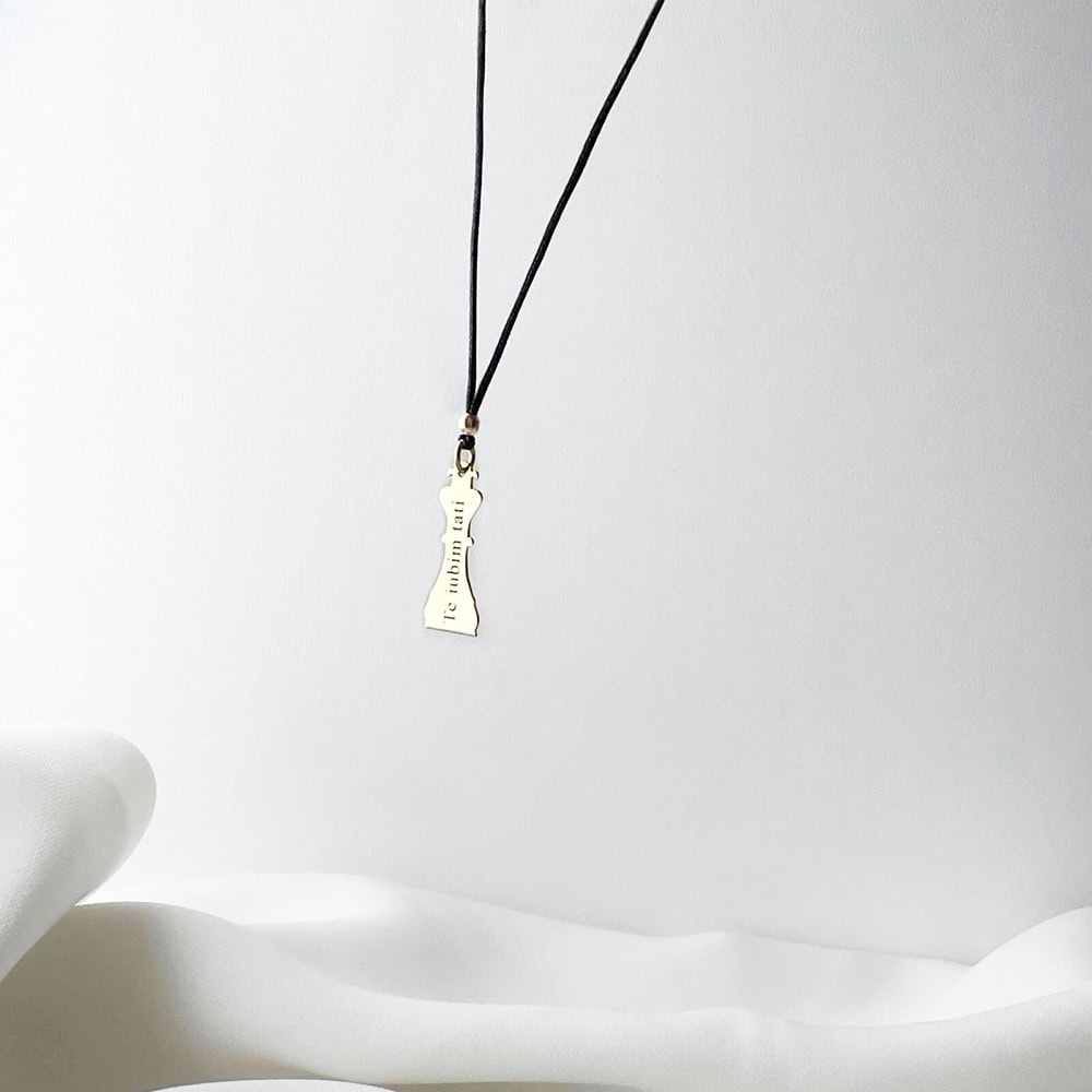 Colier-snur-cu-piesa-sah-aur Colier-snur-cu-piesa-sah-aur