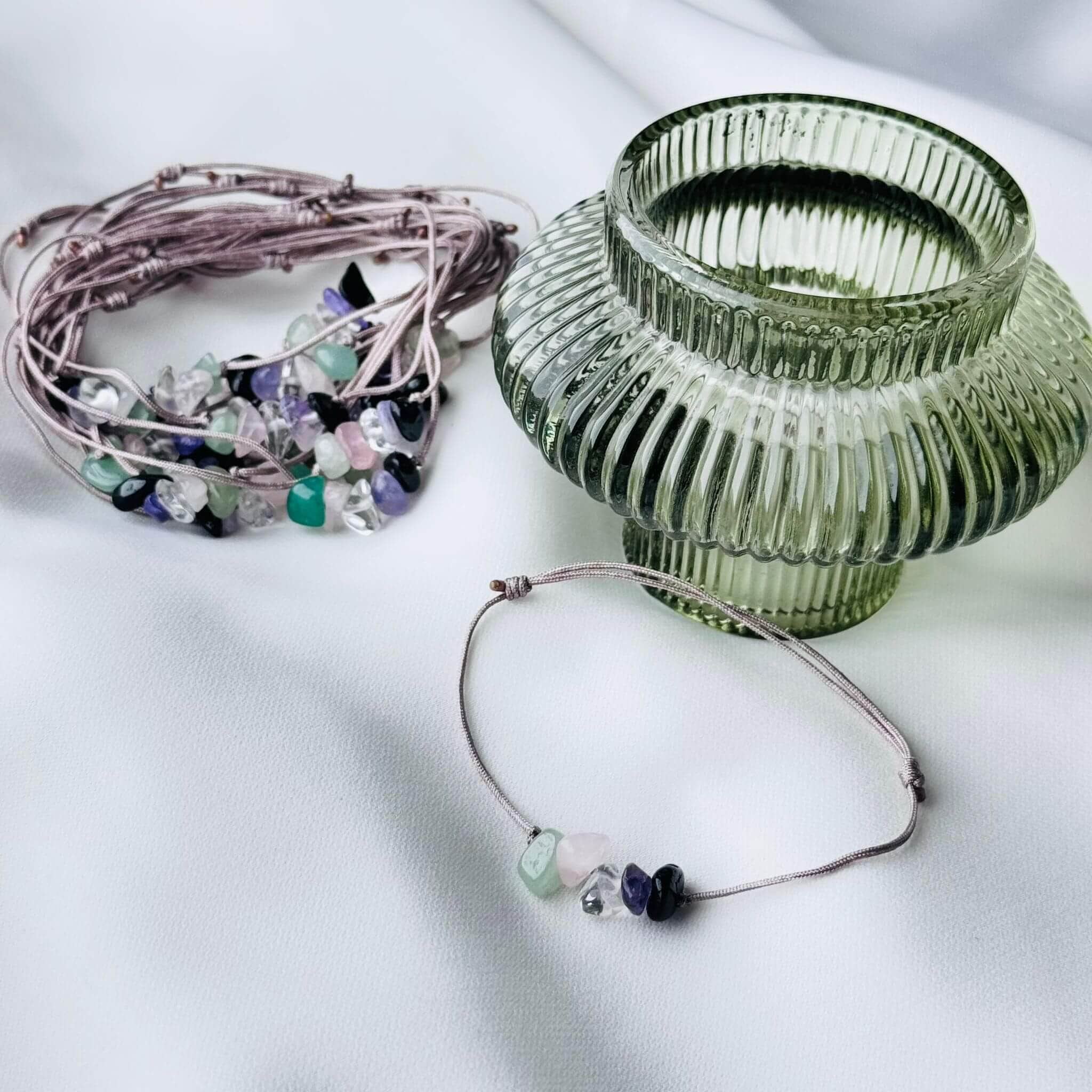 Bratara-Zodia-Taur-–-Snur-Reglabil-cu-Pietre-Semipretioase-1