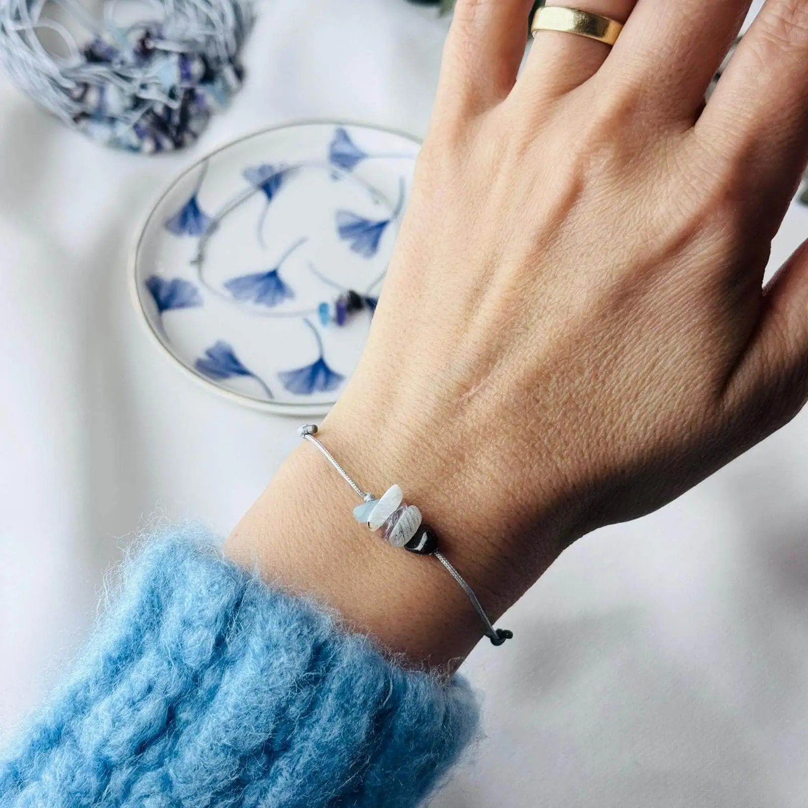 Bratara-Zodia-Varsator-–-Snur-Reglabil-cu-Pietre-Semipretioase.j