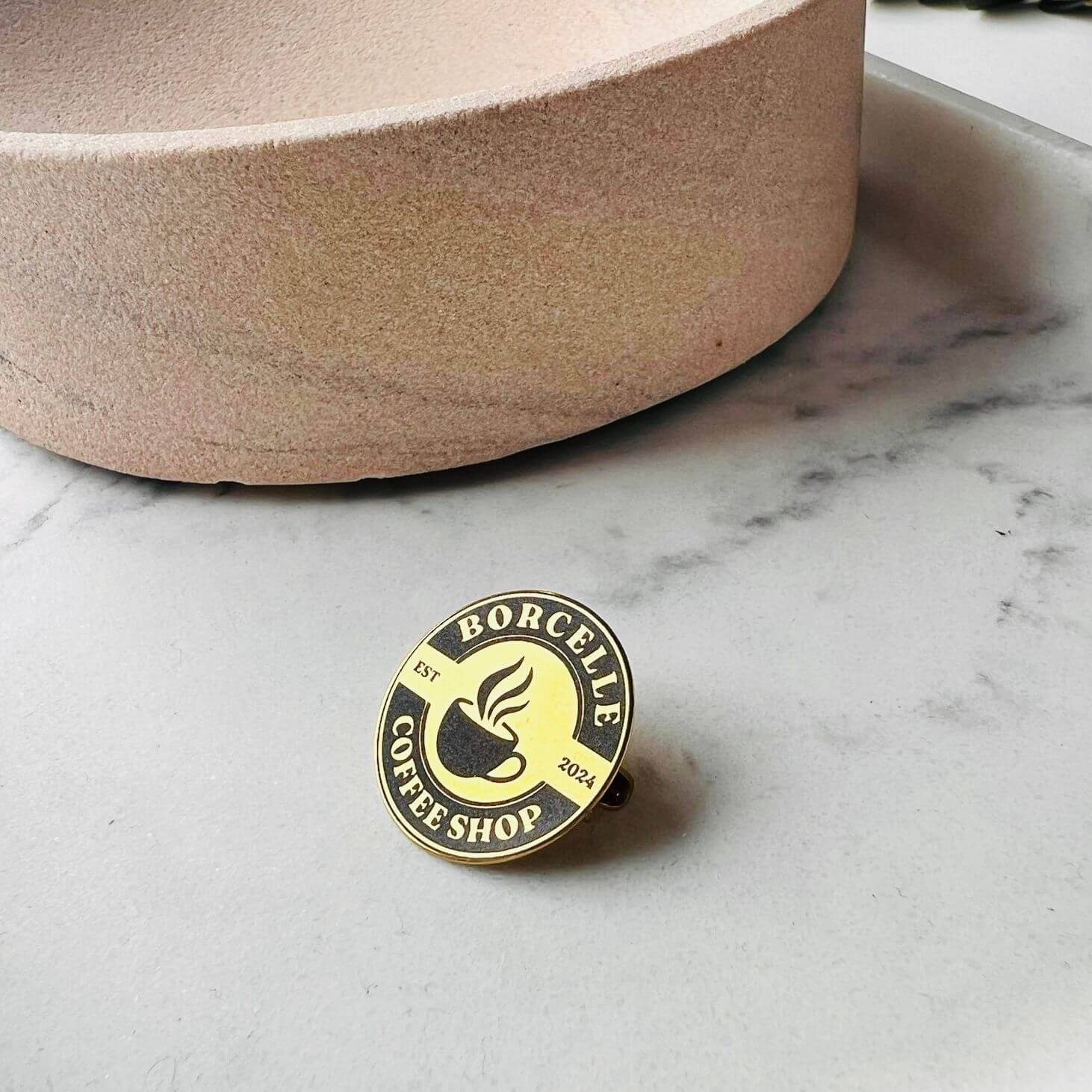 Pin-rotund-inox-auriu-personalizabil