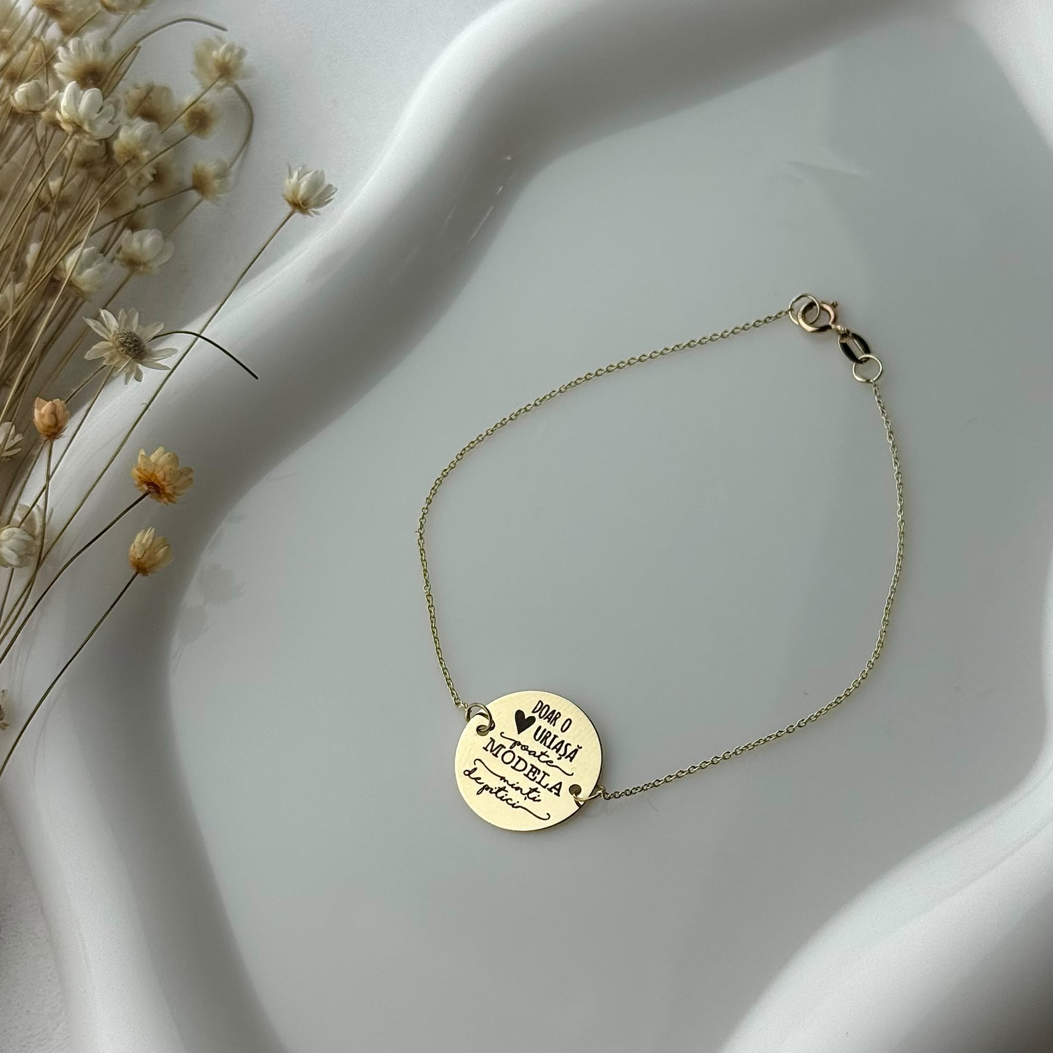 Bratara-cu-Ban-din-Aur-Galben-14K-pentru-Invatatoare-1